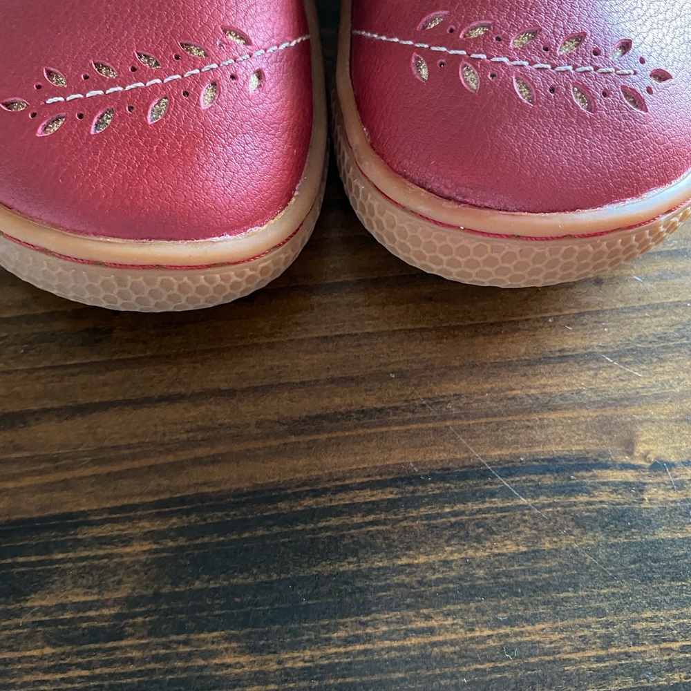 Shoes - Picture 9 of 9